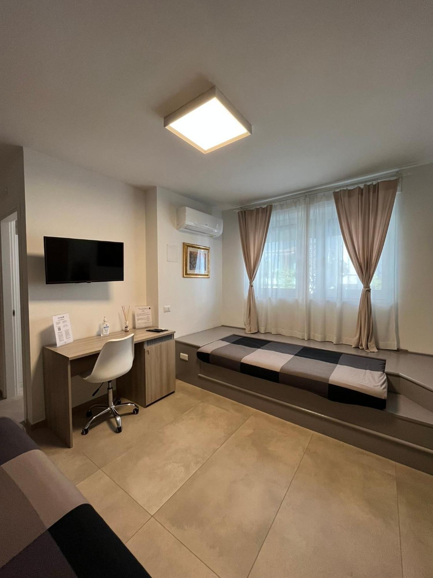 Porta Anfiteatro Pompei Hotel Exterior foto